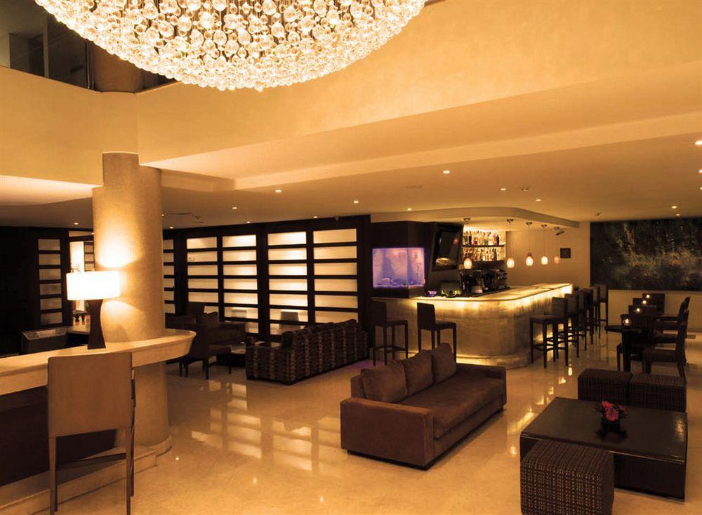 Blue Suites Hotel Bogota Bagian luar foto