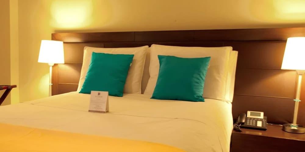 Blue Suites Hotel Bogota Bagian luar foto
